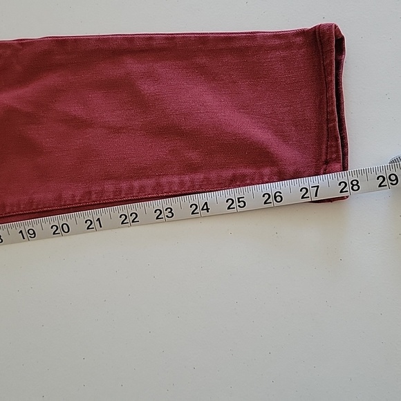 American Eagle Hi-Rise Jegging | Size 6 - Picture 9 of 11